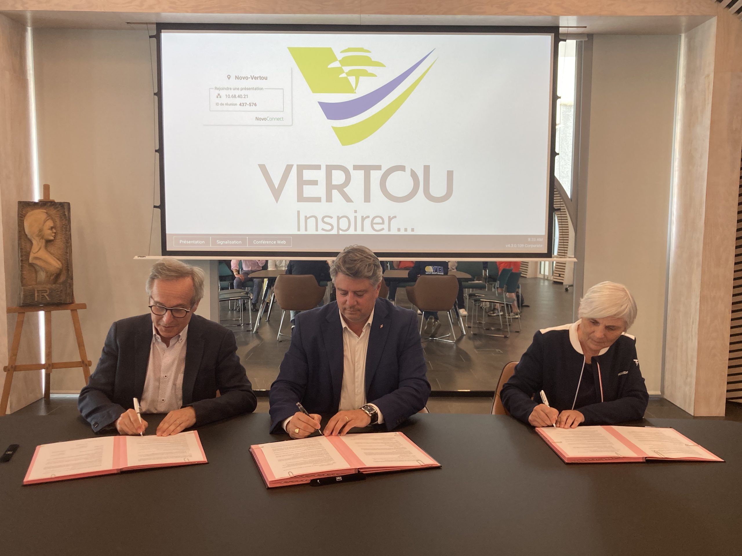 Signature de la convention Ville – Ligue de Tennis